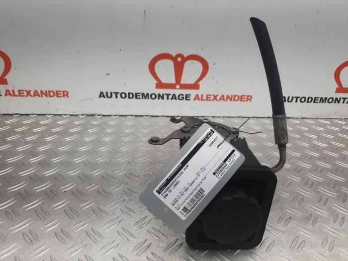 Usagé Pompe de direction BMW X5 (E53) 3.0d 24V Prix € 69,99 Prix TTC proposé par Alexander Autodemontage
