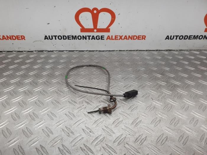 Sensor de temperatura de escape de un Volkswagen Touran (1T1/T2) 2.0 TDI DPF 2008