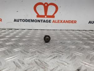 Usagé Capteur de pression d'huile Peugeot 207/207+ (WA/WC/WM) 1.6 16V VTi Prix sur demande proposé par Alexander Autodemontage
