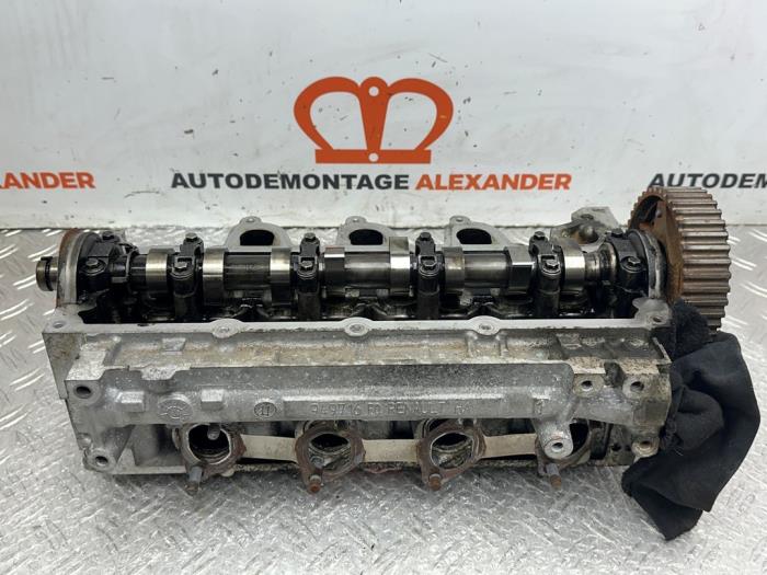 Usagé Culasse Renault Megane III Grandtour (KZ) 1.5 dCi 110 Prix € 200,00 Règlement à la marge proposé par Alexander Autodemontage