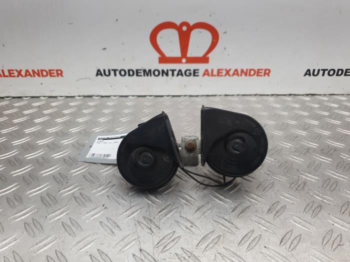 Używane Klakson Ford Focus C-Max 1.6 16V Cena na żądanie oferowane przez Alexander Autodemontage
