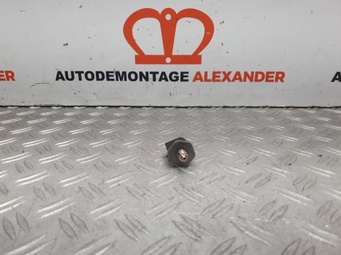 Begagnade Bränsletryckssensor Seat Leon (5FB) 1.4 TSI 16V Pris på förfrågan erbjuds av Alexander Autodemontage