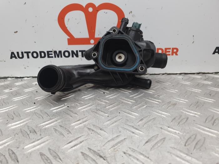 Begagnade Termostathus Opel Corsa D 1.2 16V Pris € 24,99 Marginaltabell erbjuds av Alexander Autodemontage