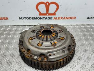 Used Clutch kit (complete) Renault Trafic New (FL) 1.9 dCi 100 16V Price on request offered by Alexander Autodemontage
