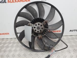 Used Fan motor Volkswagen Caddy III (2KA,2KH,2CA,2CH) 1.9 TDI Price on request offered by Alexander Autodemontage