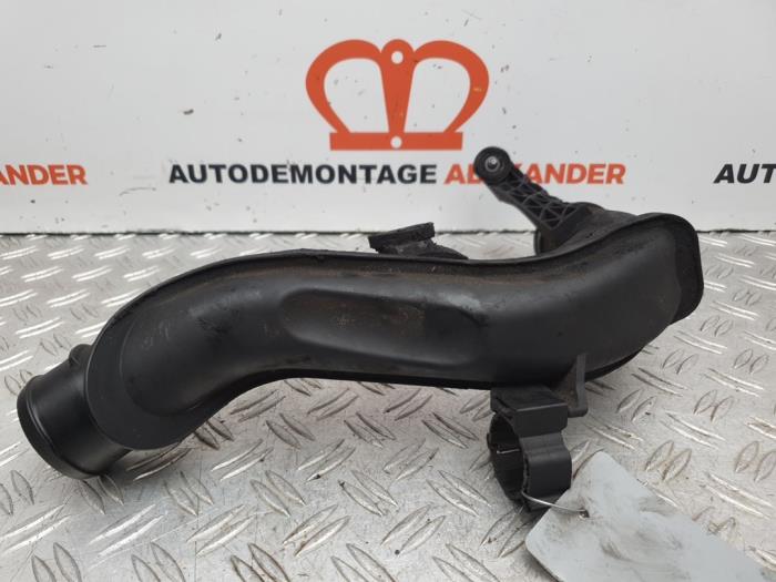 Gebrauchte Intercooler Rohr Volkswagen Passat (3C2) 2.0 TDI 16V 140 Preis auf Anfrage angeboten von Alexander Autodemontage