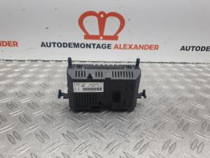 Usagé Display unité de contrôle multi media Ford Fiesta 6 (JA8) 1.0 EcoBoost 12V 100 Prix € 120,00 Règlement à la marge proposé par Alexander Autodemontage