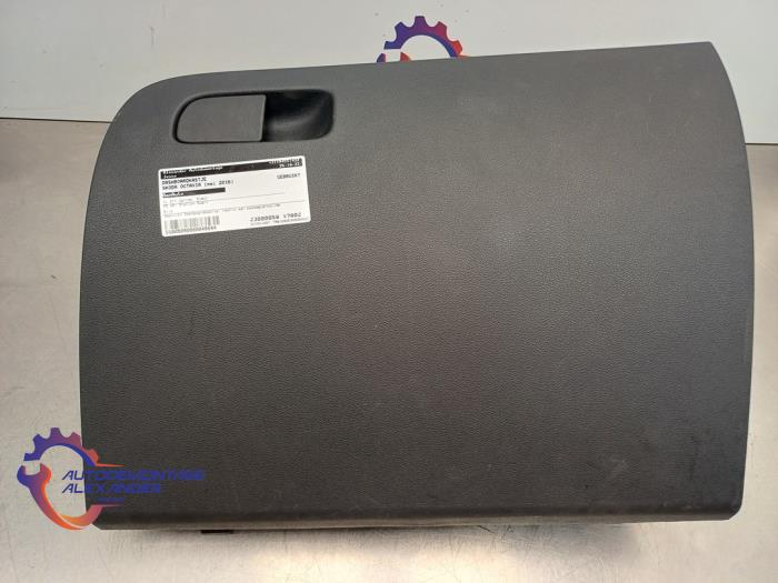 Begagnade Handskfack Skoda Octavia Combi (5EAC) 1.6 TDI Greenline 16V Pris på förfrågan erbjuds av Alexander Autodemontage