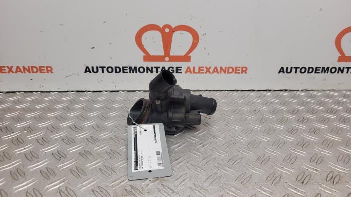 Gebrauchte Thermostatgehäuse Volkswagen Transporter/Caravelle T5 2.0 TDI DRF Preis auf Anfrage angeboten von Alexander Autodemontage