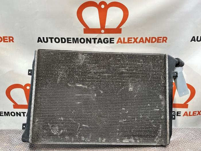 Used Radiator Volkswagen Passat (3C2) 2.0 TDI 140 Price € 25,00 Inclusive VAT offered by Alexander Autodemontage