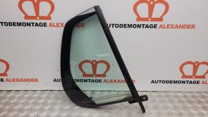Używane Trójkatna szyba prawy tyl Volkswagen Golf VI (5K1) 1.6 TDI 16V Cena na żądanie oferowane przez Alexander Autodemontage