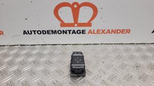 Gebrauchte Spiegel Schalter Renault Clio IV (5R) 0.9 Energy TCE 90 12V Preis auf Anfrage angeboten von Alexander Autodemontage