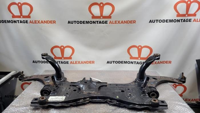 Begagnade Underram Ford C-Max (DM2) 1.6 16V Pris på förfrågan erbjuds av Alexander Autodemontage