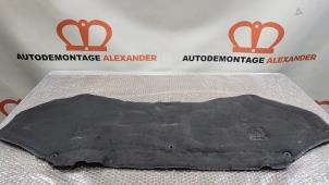 Used Bonnet Lining Renault Clio IV (5R) 0.9 Energy TCE 90 12V Price € 70,00 Margin scheme offered by Alexander Autodemontage