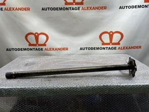 Used Drive shaft, rear right Mercedes Sprinter 3,5t (906.13/906.23) 211 CDI 16V Price on request offered by Alexander Autodemontage