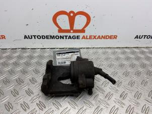 Used Front brake calliper, right Volkswagen Caddy III (2KA,2KH,2CA,2CH) 2.0 SDI Price on request offered by Alexander Autodemontage