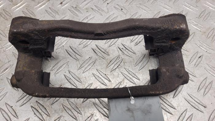 Rear brake calliperholder, left from a Mercedes-Benz Sprinter 3,5t (906.13/906.23) 211 CDI 16V 2016
