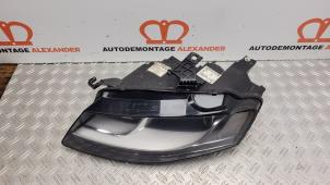 Używane Reflektor lewy Audi A4 Avant (B8) 2.0 TDI 16V Cena na żądanie oferowane przez Alexander Autodemontage