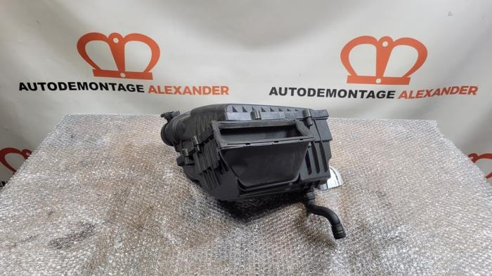 Begagnade Luftfilterhus Volkswagen Golf VII Variant (AUVV) 1.6 TDI BMT 16V Pris på förfrågan erbjuds av Alexander Autodemontage