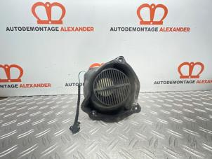 Used Speaker Mercedes SLK (R170) 2.0 200 16V Price on request offered by Alexander Autodemontage