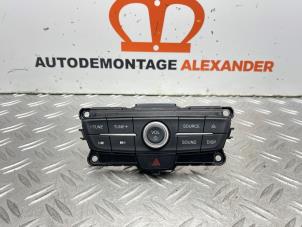 Usados Panel de control de radio Ford Focus 3 Wagon 1.5 TDCi Precio de solicitud ofrecido por Alexander Autodemontage