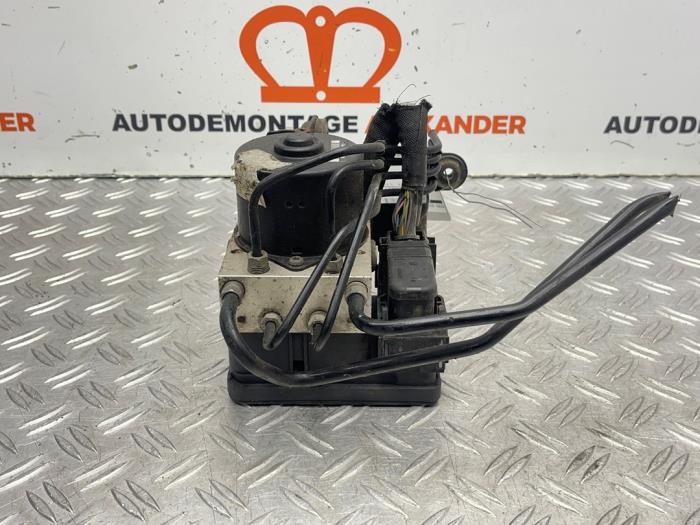 Usagé Bloc ABS Ford C-Max (DM2) 1.8 16V Prix € 37,99 Règlement à la marge proposé par Alexander Autodemontage