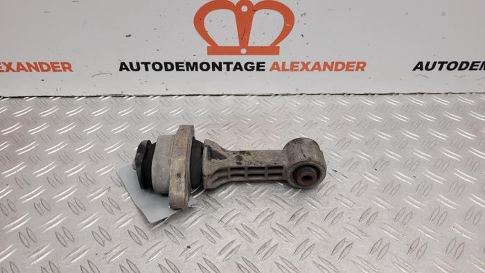 Used Engine mount Kia Rio III (UB) 1.2 CVVT 16V Price on request offered by Alexander Autodemontage