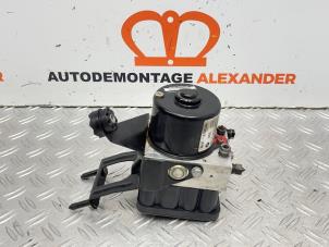 Used ABS pump BMW 3 serie (E46/2) 318 Ci 16V Price on request offered by Alexander Autodemontage