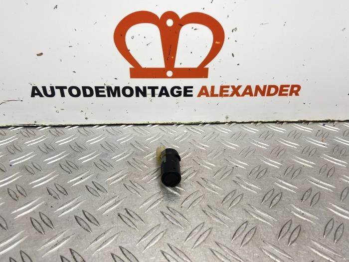 Usados Sensor PDC BMW 3 serie (E46/2) 318 Ci 16V Precio € 30,00 Norma de margen ofrecido por Alexander Autodemontage
