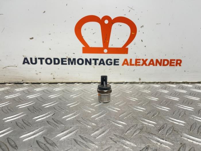 Usagé Limiteur de pression carburant Volkswagen Golf VI (5K1) 1.4 TSI 160 16V Prix € 80,00 Règlement à la marge proposé par Alexander Autodemontage