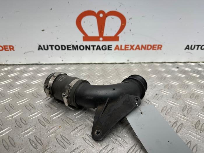 Gebrauchte Intercooler Rohr Ford Fiesta 7 1.5 TDCi 85 Preis auf Anfrage angeboten von Alexander Autodemontage