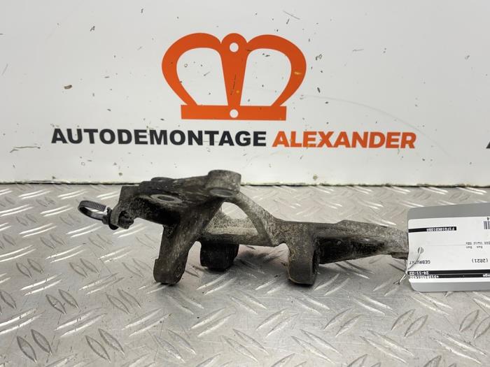 Usagé Support dynamo haut Ford Transit Courier 1.5 EcoBlue Prix sur demande proposé par Alexander Autodemontage