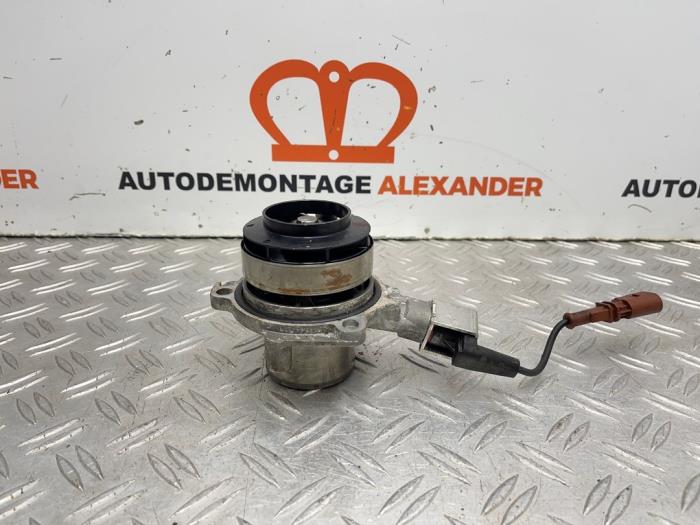 Begagnade Vattenpump Volkswagen Golf VII Variant (AUVV) 1.6 TDI BMT 16V Pris på förfrågan erbjuds av Alexander Autodemontage
