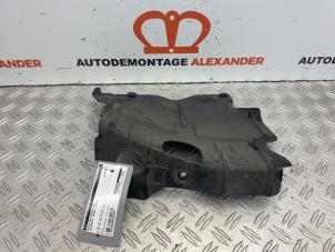 Gebrauchte Motor Schutzblech Chevrolet Spark (M300) 1.0 16V Preis auf Anfrage angeboten von Alexander Autodemontage