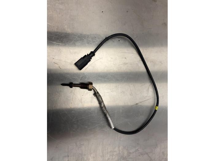 Lambda probe from a Skoda Octavia Combi (5EAC) 1.6 TDI Greenline 16V 2016