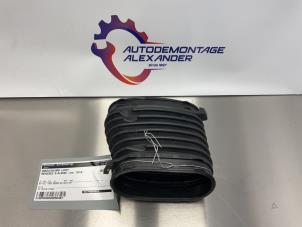 Used Air intake hose Mercedes E (W213) E-220d 2.0 Turbo 16V Price on request offered by Alexander Autodemontage