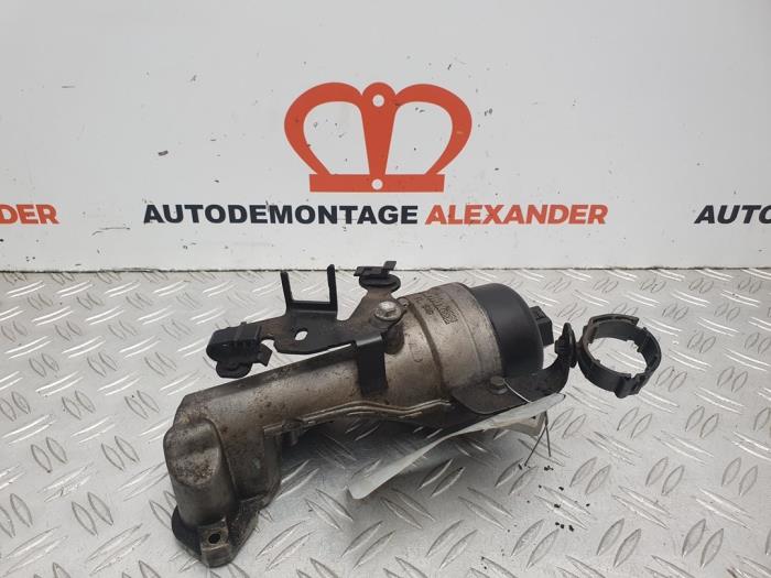 Gebrauchte Ölfiltergehäuse Peugeot 207/207+ (WA/WC/WM) 1.6 16V VTi Preis € 30,00 Margenregelung angeboten von Alexander Autodemontage