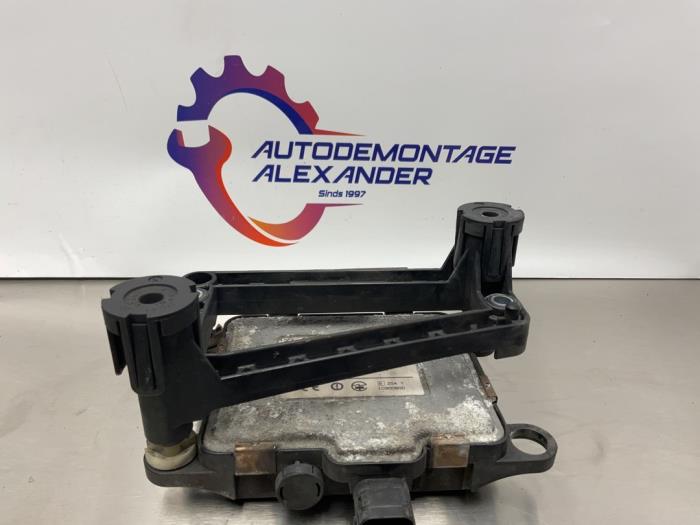 Gebrauchte ACC Sensor (Entfernung) Peugeot 3008 I (0U/HU) 1.6 16V THP 155 Preis auf Anfrage angeboten von Alexander Autodemontage