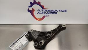 Used Air conditioning bracket Peugeot 3008 I (0U/HU) 1.6 16V THP 155 Price on request offered by Alexander Autodemontage