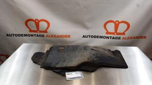 Used Engine cover Peugeot 3008 I (0U/HU) 1.6 16V THP 155 Price on request offered by Alexander Autodemontage