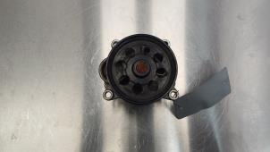 Pompe à eau d'un Ford Transit 2.0 TDCi 16V Eco Blue 170 2020