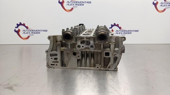 Cylinder head Opel Corsa E 1.4 16V - 55562229 B14XER