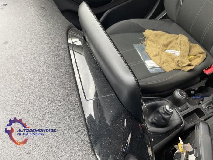 Wyswietlacz nawigacji z Ford Fiesta 7 1.5 TDCi 85 2018