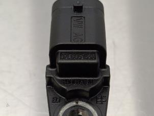 Nockenwelle Sensor van een Audi Q5 (8RB) 3.0 TDI V6 24V Quattro 2009