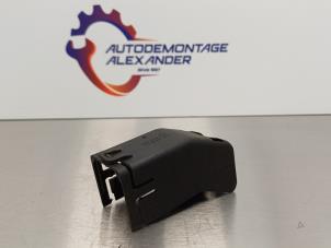 Used ABS connector Mercedes C (W204) 1.8 C-180K 16V Price on request offered by Alexander Autodemontage