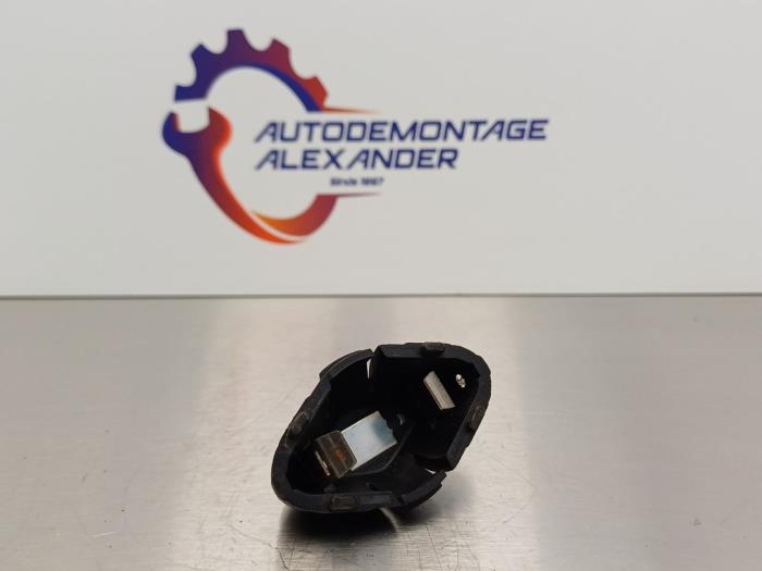 Usagé Divers Mercedes C (W204) 1.8 C-180K 16V Prix sur demande proposé par Alexander Autodemontage