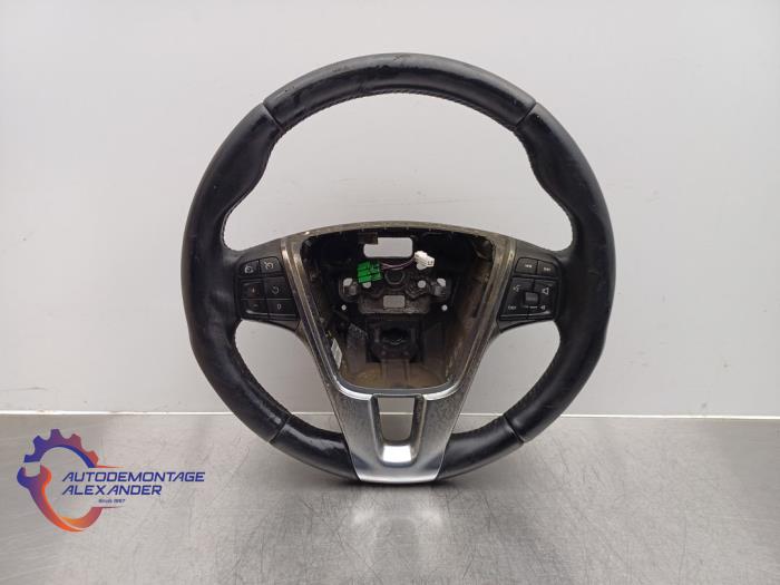 Begagnade Ratt Volvo V40 (MV) 1.6 D2 Pris € 49,99 Inklusive moms erbjuds av Alexander Autodemontage