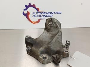 Used Engine mount Lexus IS (E2) 220d 16V Price on request offered by Alexander Autodemontage