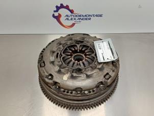 Used Clutch kit (complete) Lexus IS (E2) 220d 16V Price on request offered by Alexander Autodemontage