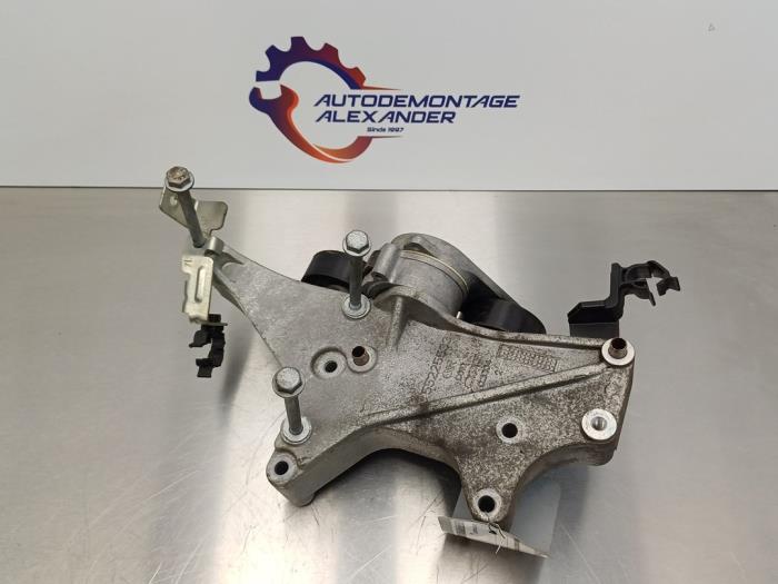 Usados Rodillo tensor correa múltiple Fiat 500 (312) 0.9 TwinAir 80 Precio de solicitud ofrecido por Alexander Autodemontage